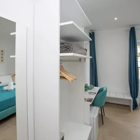 Aparthotel Hotiday Collection - Byo Sorrento