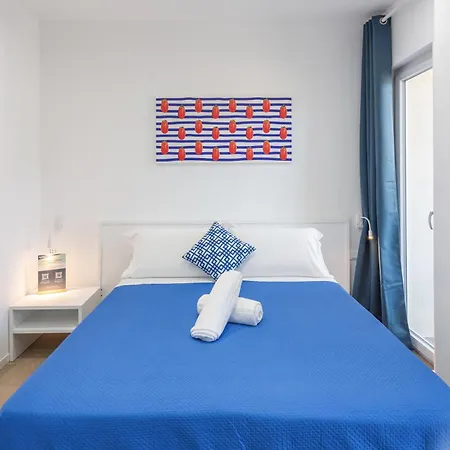 Hotiday Collection - Byo Aparthotel *